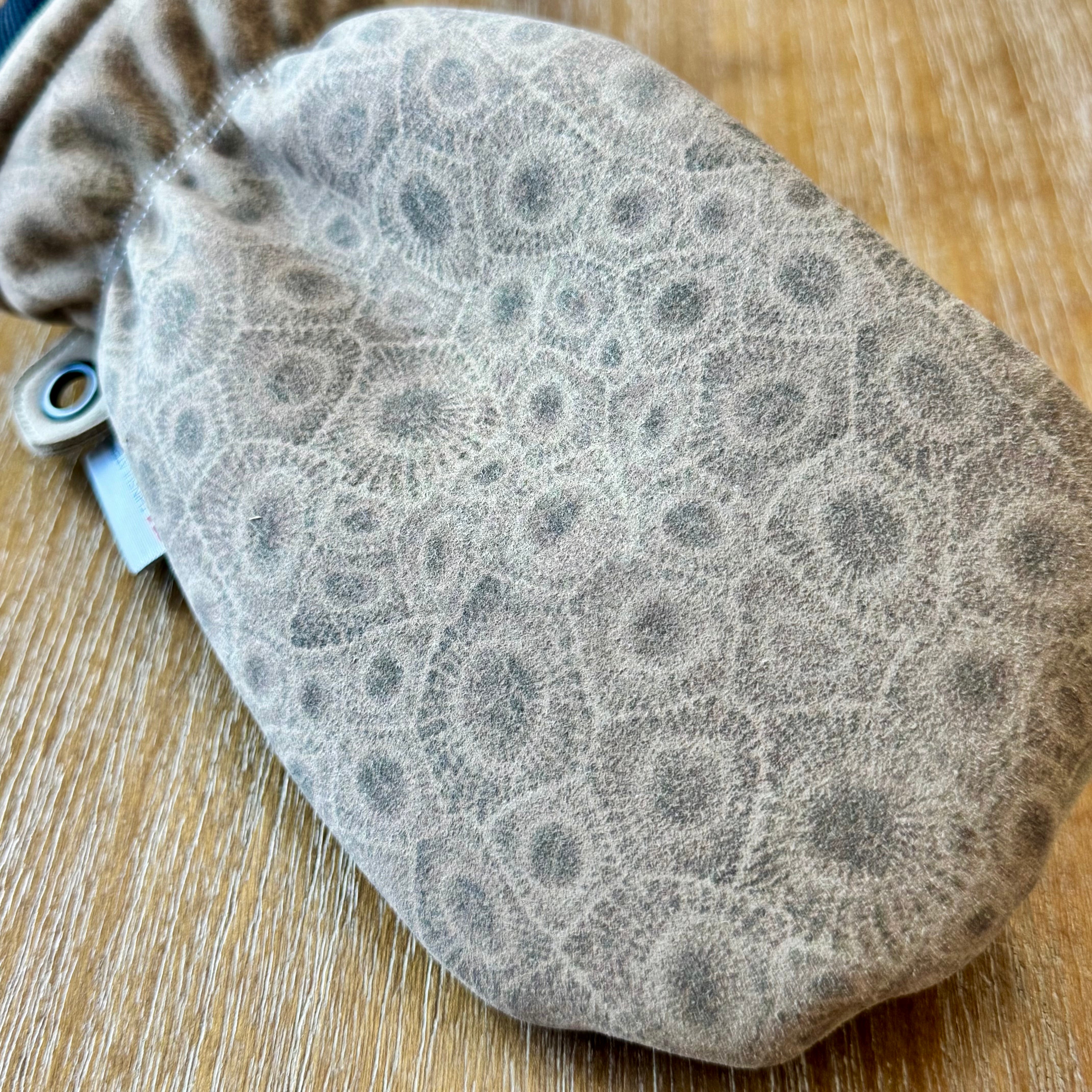 Petoskey Stone Mitten