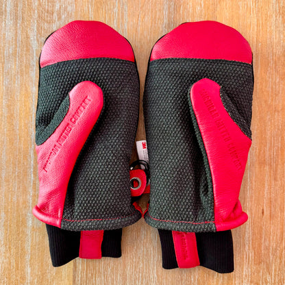 The Patroller - Black Mitten