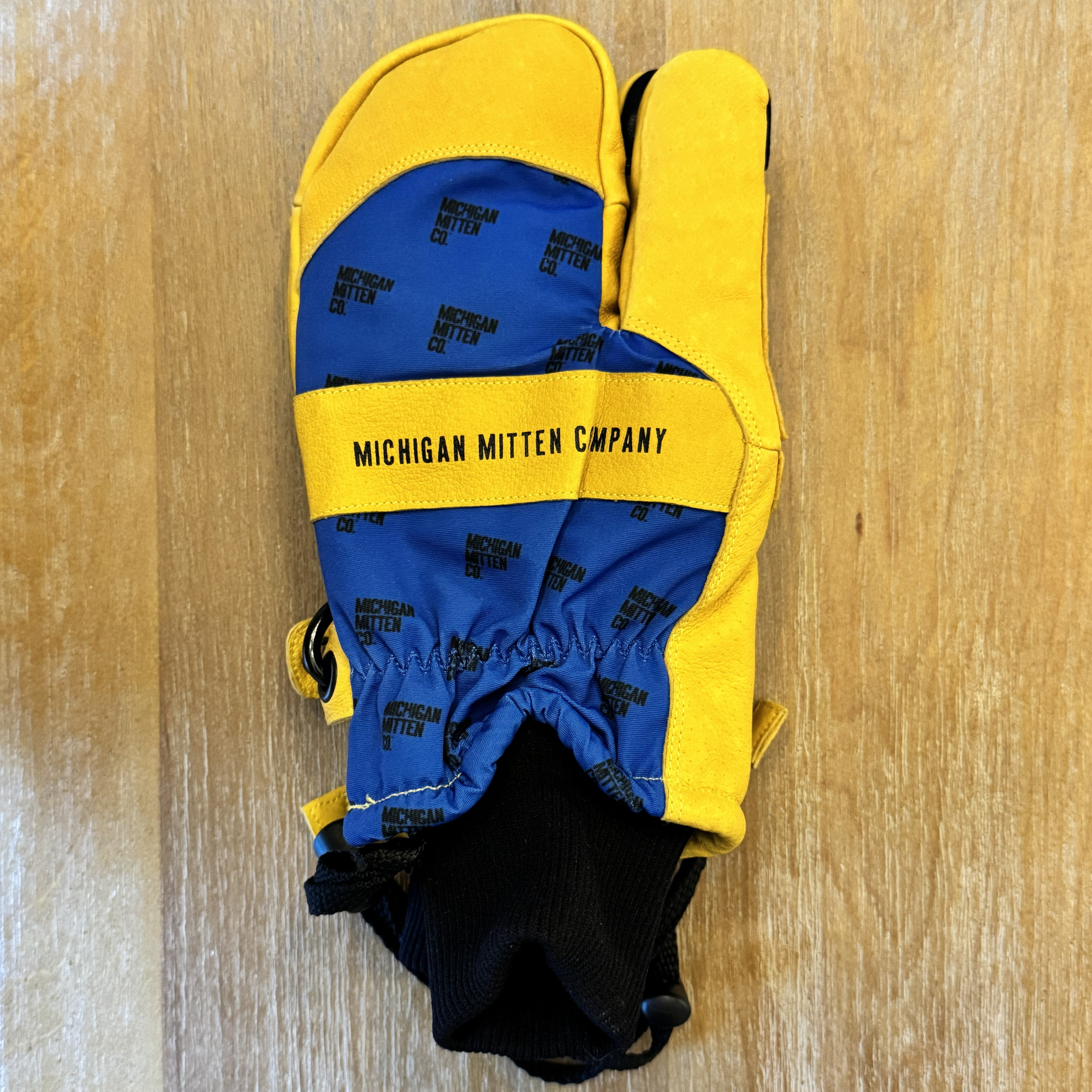 Lobster Mitten – Michigan Mitten Company
